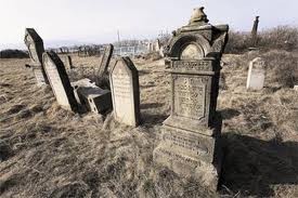 Ужасы старого кладбища